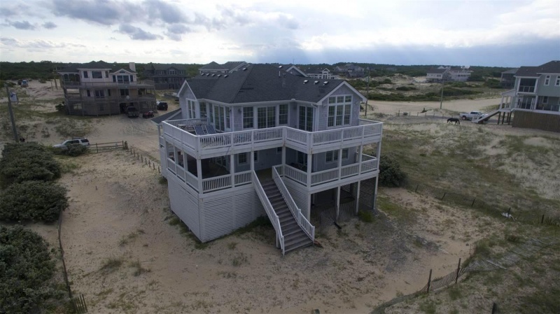 Corolla, North Carolina 27927, 5 Bedrooms Bedrooms, ,4 BathroomsBathrooms,Single family - detached,For sale,Sandfiddler Road,92595