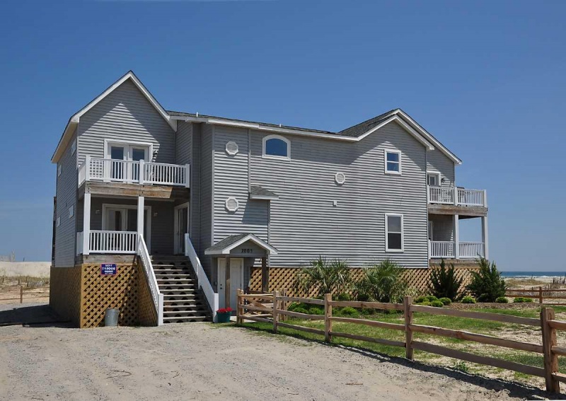 Corolla, North Carolina 27927, 9 Bedrooms Bedrooms, ,8 BathroomsBathrooms,Single family - detached,For sale,Sandfiddler Road,93163