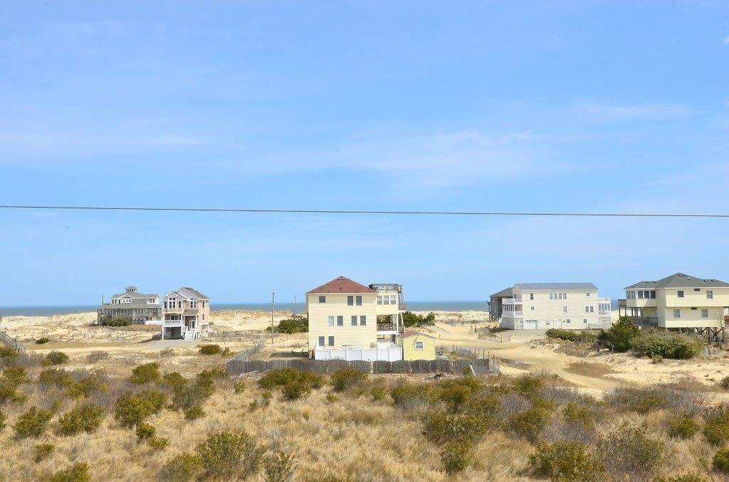 Corolla, North Carolina 27927, 4 Bedrooms Bedrooms, ,3 BathroomsBathrooms,Single family - detached,For sale,Ocean Pearl Road,94061