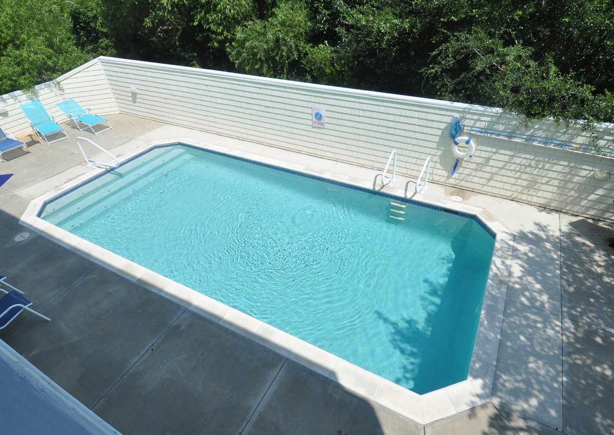 Duck, North Carolina 27949, 6 Bedrooms Bedrooms, ,5 BathroomsBathrooms,Single family - detached,For sale,Duck Hunt Club Lane,94323