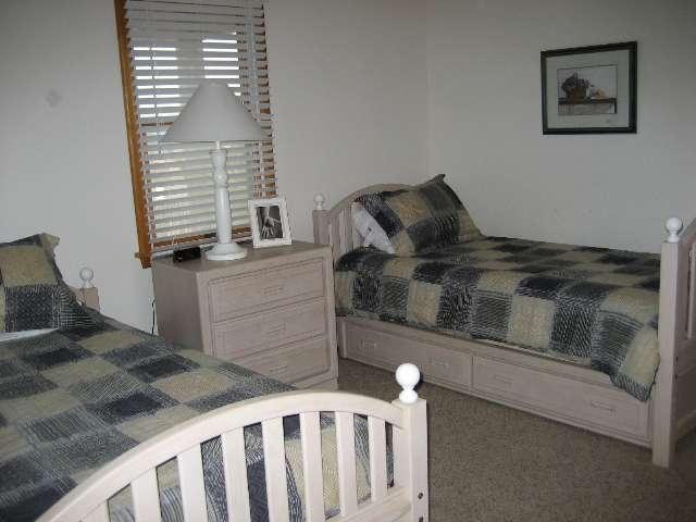 Duck, North Carolina 27949, 5 Bedrooms Bedrooms, ,4 BathroomsBathrooms,Single family - detached,For sale,Uppowoc Court,54383