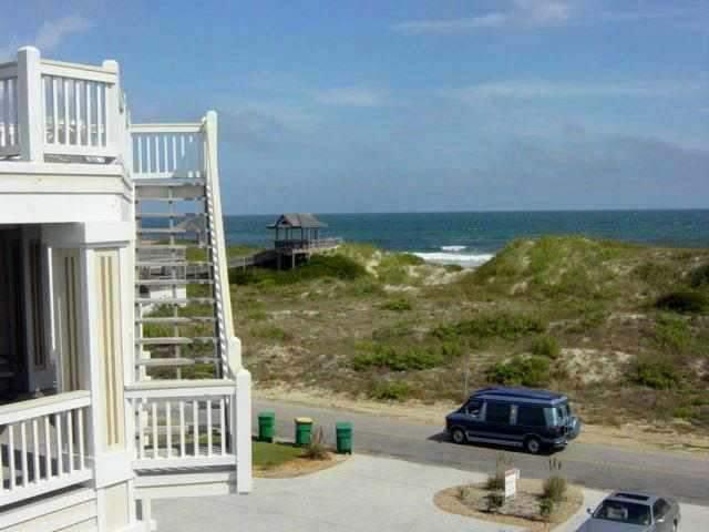 Corolla, North Carolina 27927, 9 Bedrooms Bedrooms, ,8 BathroomsBathrooms,Single family - detached,For sale,Lighthouse Drive,57644
