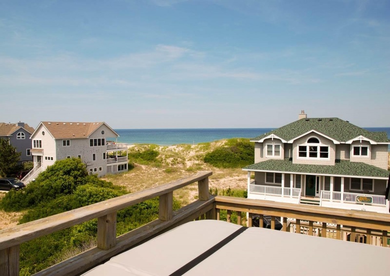 Corolla, North Carolina 27927, 6 Bedrooms Bedrooms, ,6 BathroomsBathrooms,Single family - detached,For sale,Ocean Front Arch,95913