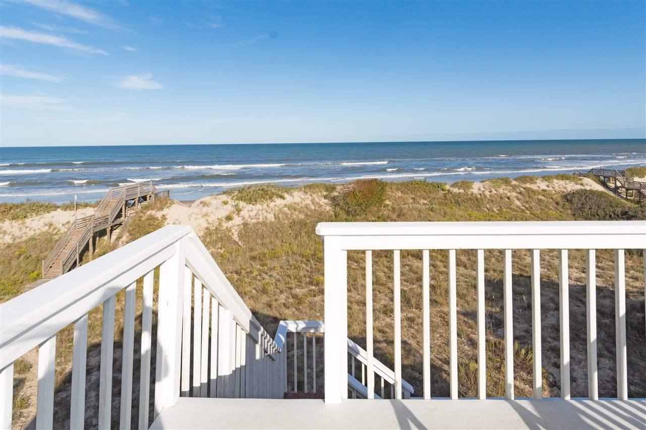 Corolla, North Carolina 27927, 6 Bedrooms Bedrooms, ,4 BathroomsBathrooms,Single family - detached,For sale,Crown Point Circle,98069