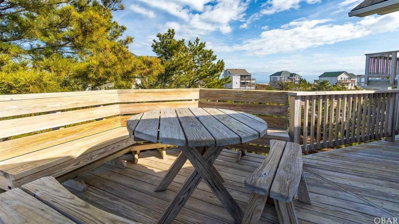 Duck, North Carolina 27949, 4 Bedrooms Bedrooms, ,3 BathroomsBathrooms,Single family - detached,For sale,Waxwing Lane,99120