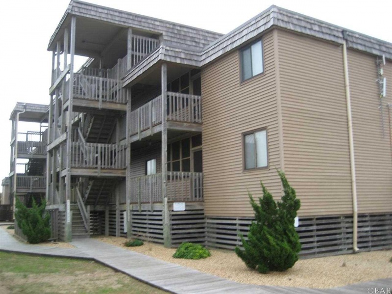 Duck, North Carolina 27949, 3 Bedrooms Bedrooms, ,2 BathroomsBathrooms,Condo,For sale,Plover Drive,81179