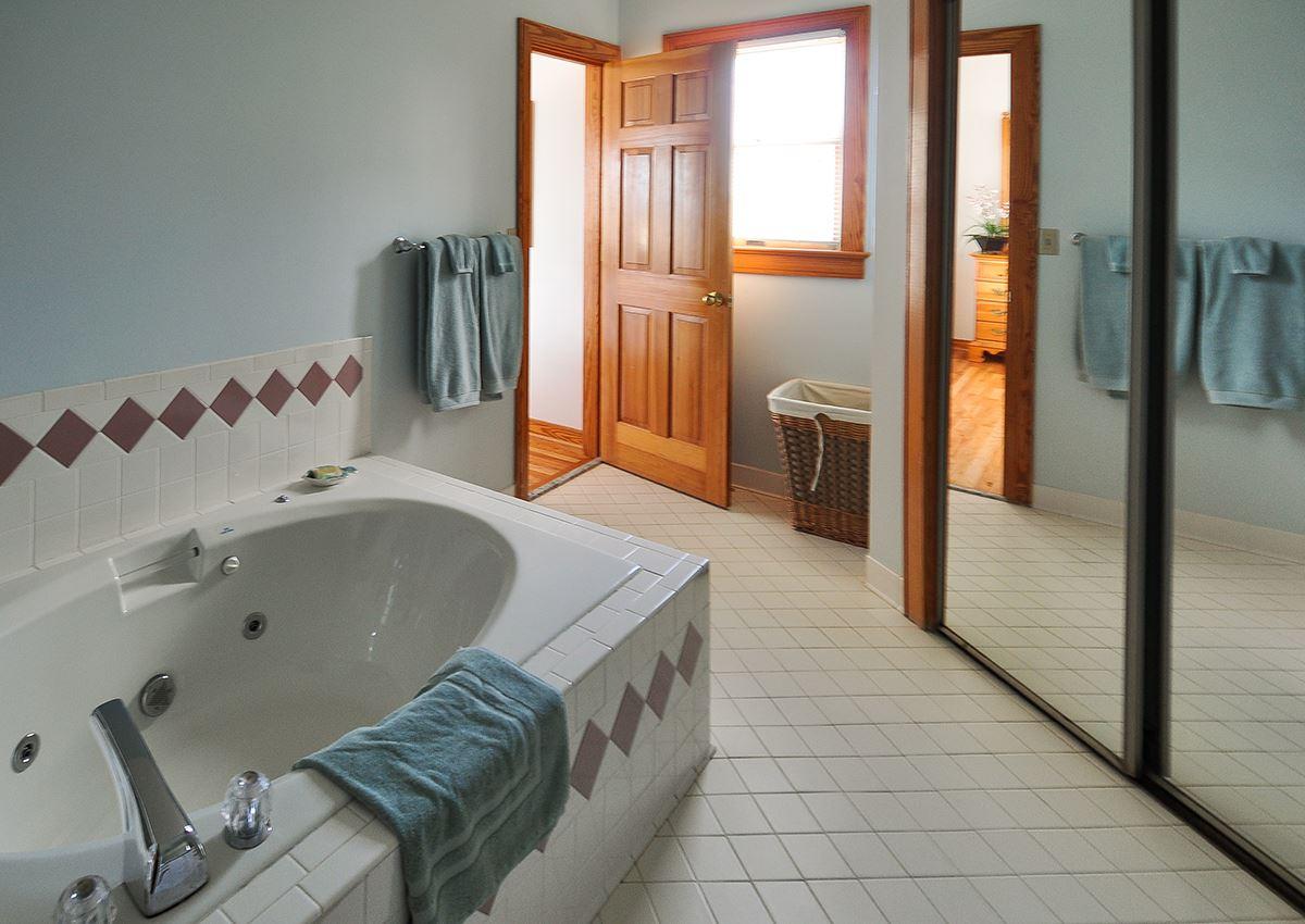 Duck, North Carolina 27949, 5 Bedrooms Bedrooms, ,5 BathroomsBathrooms,Single family - detached,For sale,Baum Trail,88712