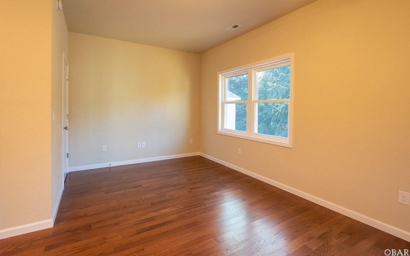 Kill Devil Hills, North Carolina 27949, 3 Bedrooms Bedrooms, ,2 BathroomsBathrooms,Single family - detached,For sale,Roanoke Drive,102540
