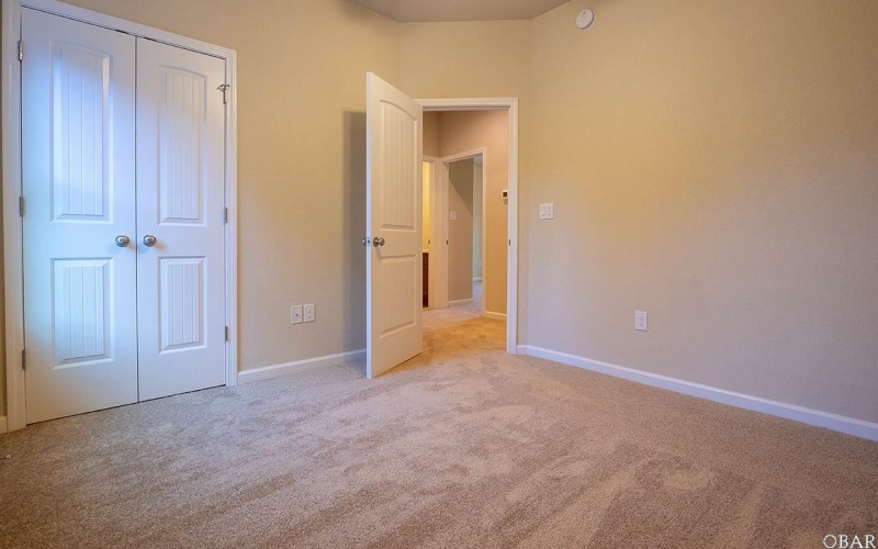 Kill Devil Hills, North Carolina 27949, 3 Bedrooms Bedrooms, ,2 BathroomsBathrooms,Single family - detached,For sale,Roanoke Drive,102540