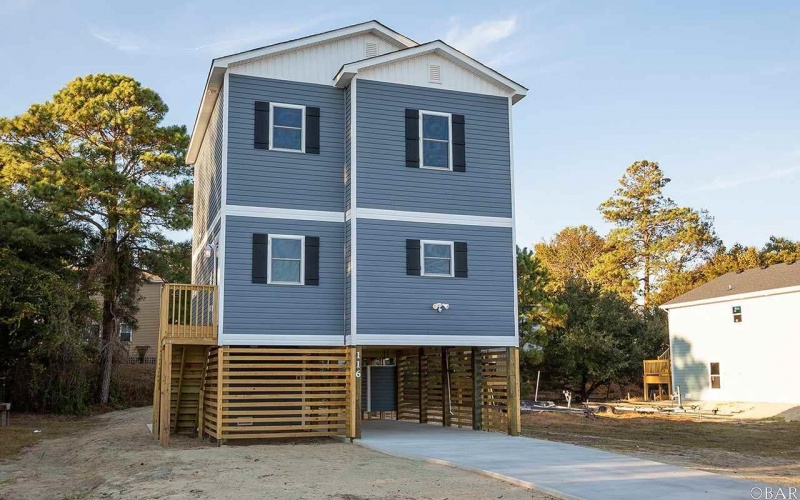 Kill Devil Hills, North Carolina 27949, 3 Bedrooms Bedrooms, ,2 BathroomsBathrooms,Single family - detached,For sale,Roanoke Drive,102540