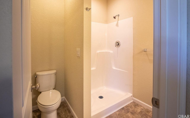 Kill Devil Hills, North Carolina 27949, 3 Bedrooms Bedrooms, ,2 BathroomsBathrooms,Single family - detached,For sale,Roanoke Drive,102540