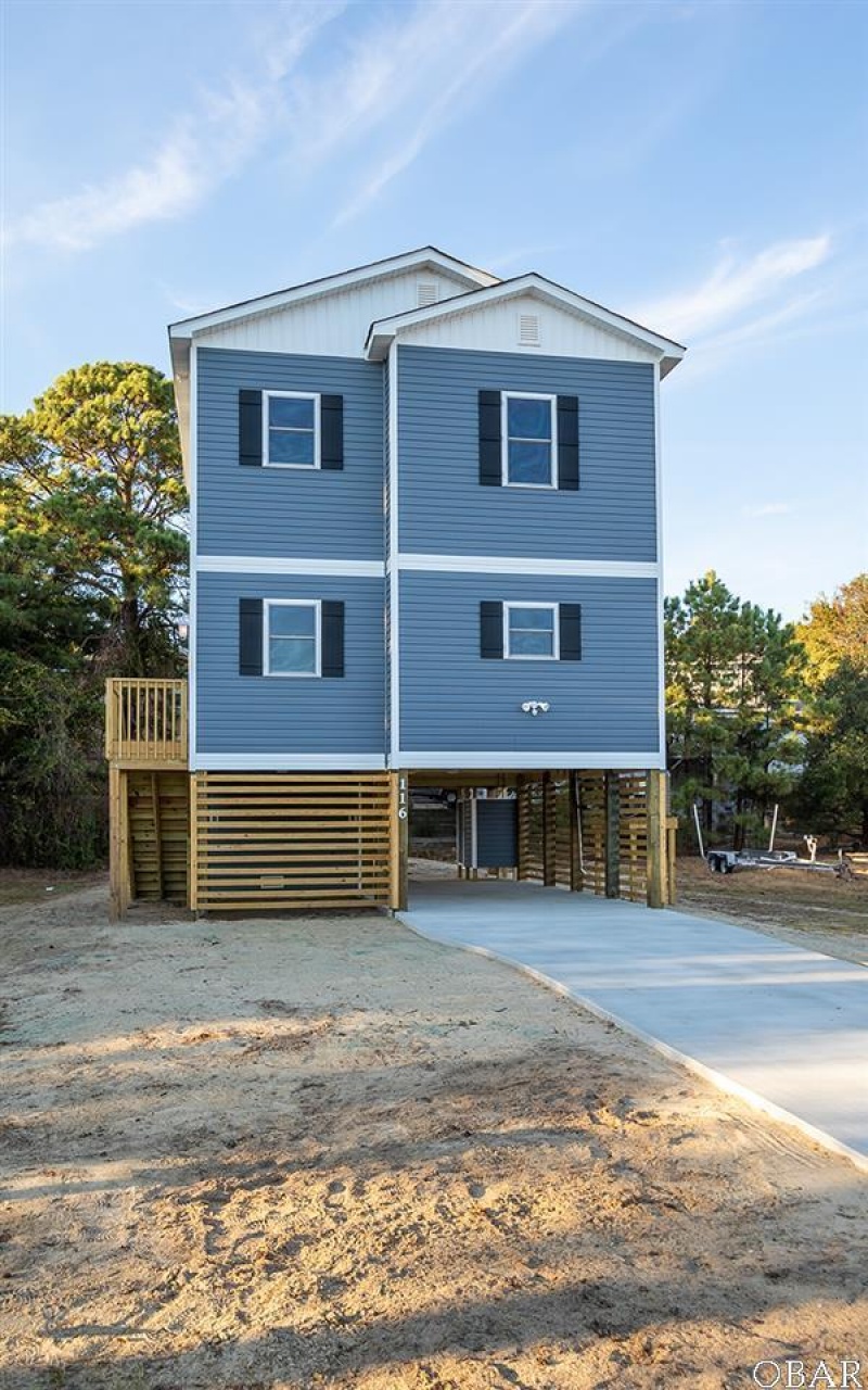 Kill Devil Hills, North Carolina 27949, 3 Bedrooms Bedrooms, ,2 BathroomsBathrooms,Single family - detached,For sale,Roanoke Drive,102540