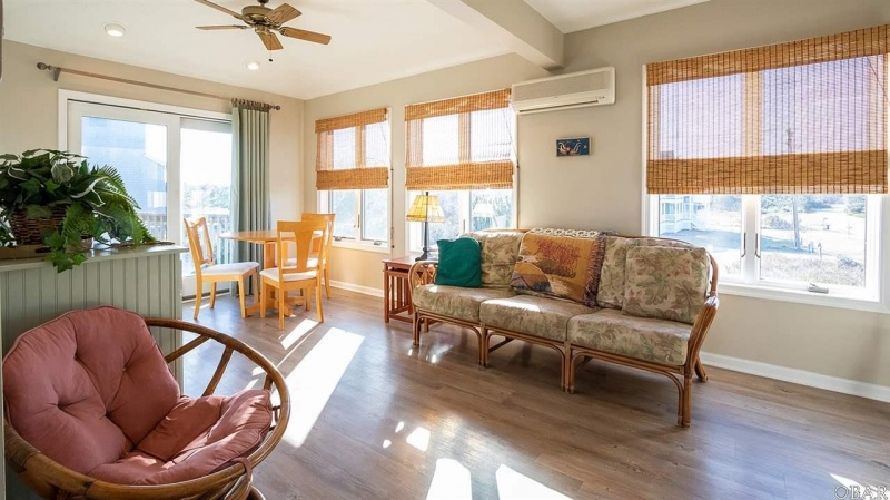 Southern Shores, North Carolina 27949, 4 Bedrooms Bedrooms, ,3 BathroomsBathrooms,Single family - detached,For sale,Tenth Avenue,103279