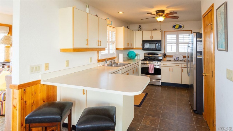 Duck, North Carolina 27949, 4 Bedrooms Bedrooms, ,3 BathroomsBathrooms,Single family - detached,For sale,Wood Duck Drive,103374
