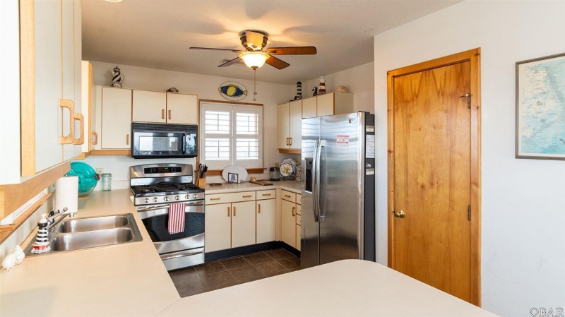 Duck, North Carolina 27949, 4 Bedrooms Bedrooms, ,3 BathroomsBathrooms,Single family - detached,For sale,Wood Duck Drive,103374