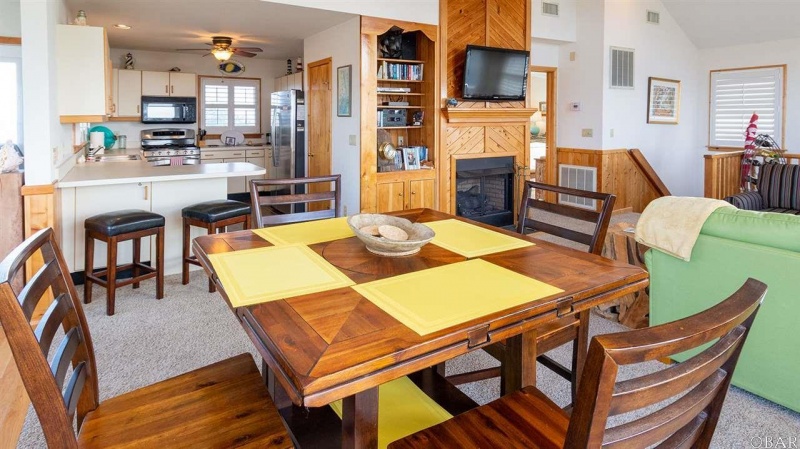 Duck, North Carolina 27949, 4 Bedrooms Bedrooms, ,3 BathroomsBathrooms,Single family - detached,For sale,Wood Duck Drive,103374