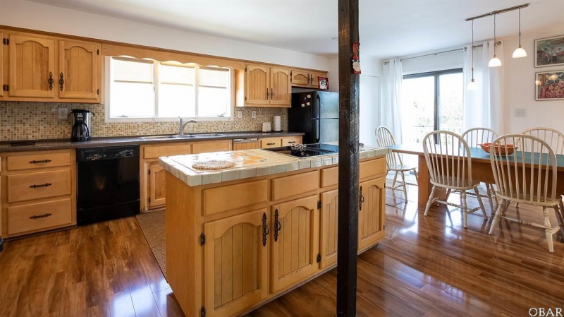 Corolla, North Carolina 27927-0000, 4 Bedrooms Bedrooms, ,2 BathroomsBathrooms,Single family - detached,For sale,Sunrise Court,102163