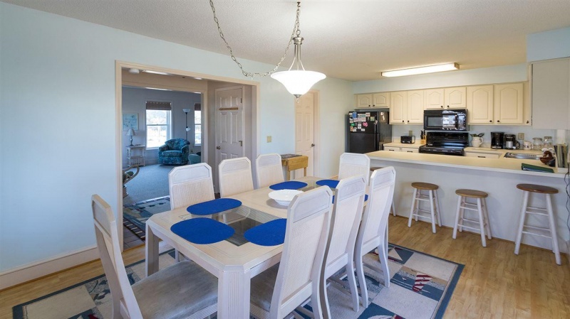 Duck, North Carolina 27949, 2 Bedrooms Bedrooms, ,2 BathroomsBathrooms,Condo,For sale,Jay Crest Road,98732