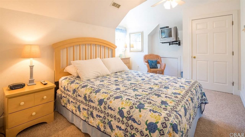 Southern Shores, North Carolina 27949, 8 Bedrooms Bedrooms, ,4 BathroomsBathrooms,Single family - detached,For sale,Goose Feather Lane,100347