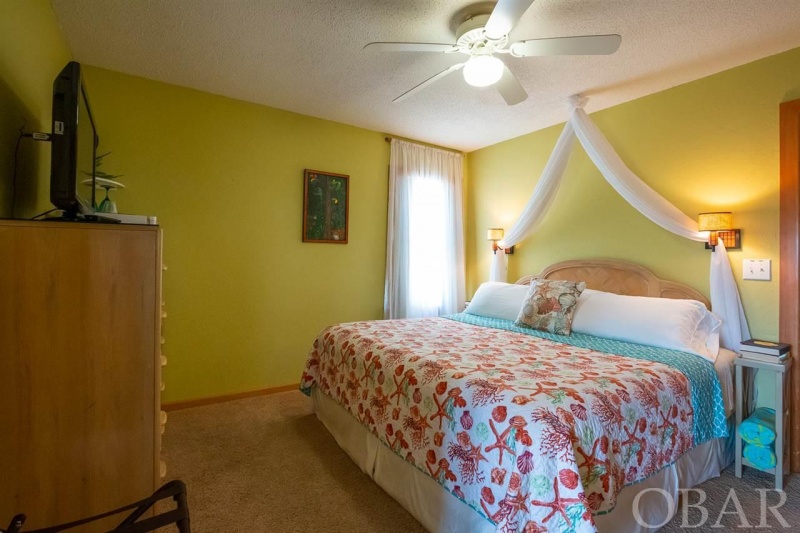 Nags Head, North Carolina 27959, 4 Bedrooms Bedrooms, ,4 BathroomsBathrooms,Single family - detached,For sale,Old Oregon Inlet Road,107147