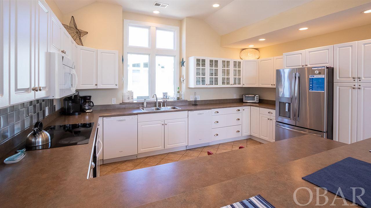 Duck, North Carolina 27949, 8 Bedrooms Bedrooms, ,9 BathroomsBathrooms,Single family - detached,For sale,Scarborough Lane,104959