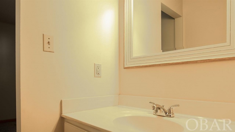 Manns Harbor, North Carolina 27953, 3 Bedrooms Bedrooms, ,2 BathroomsBathrooms,Single family - detached,For sale,Croatan Way,105138