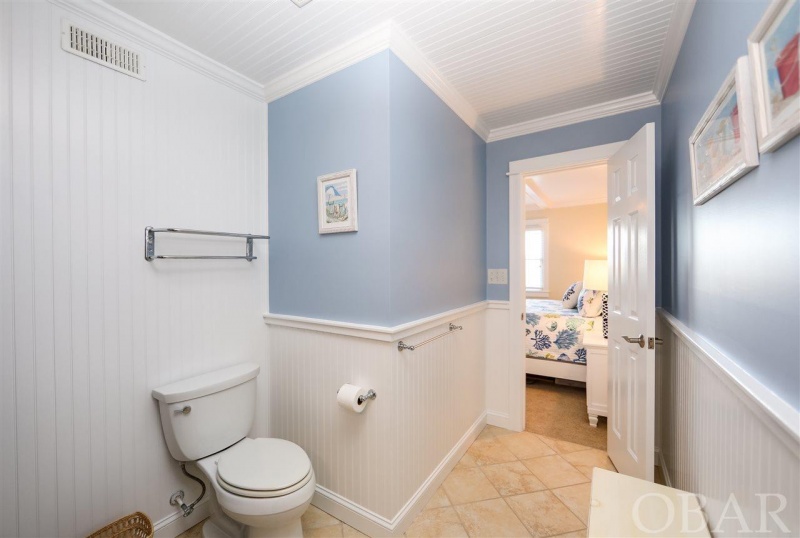 Nags Head, North Carolina 27959, 2 Bedrooms Bedrooms, ,2 BathroomsBathrooms,Condo,For sale,Virginia Dare Trail,107661