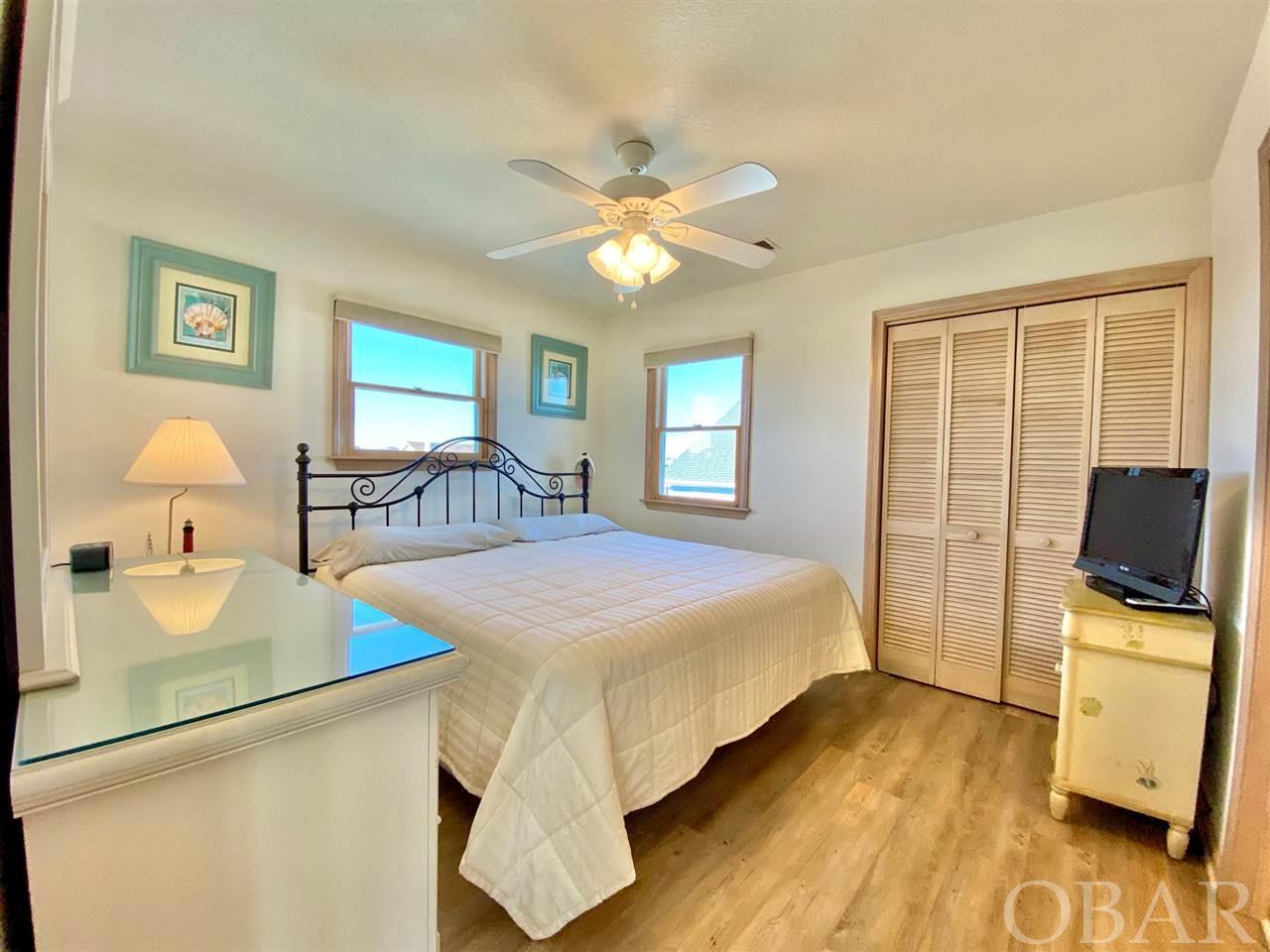 Corolla, North Carolina 27927, 6 Bedrooms Bedrooms, ,4 BathroomsBathrooms,Single family - detached,For sale,Topsail Arch,107773