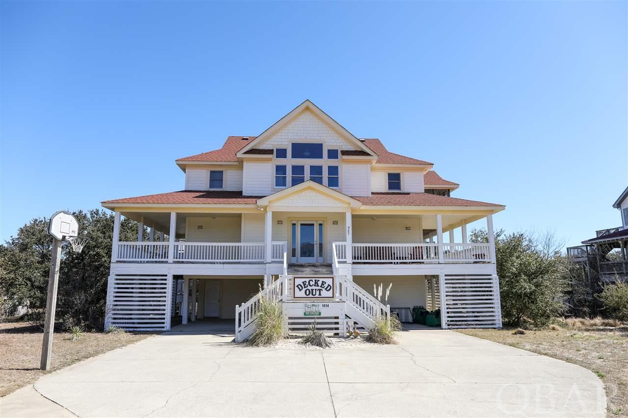 Corolla, North Carolina 27927, 5 Bedrooms Bedrooms, ,4 BathroomsBathrooms,Single family - detached,For sale,Corolla Drive,108951