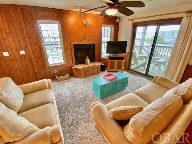 Duck, North Carolina 27949, 3 Bedrooms Bedrooms, ,2 BathroomsBathrooms,Condo,For sale,Duck Road,108002