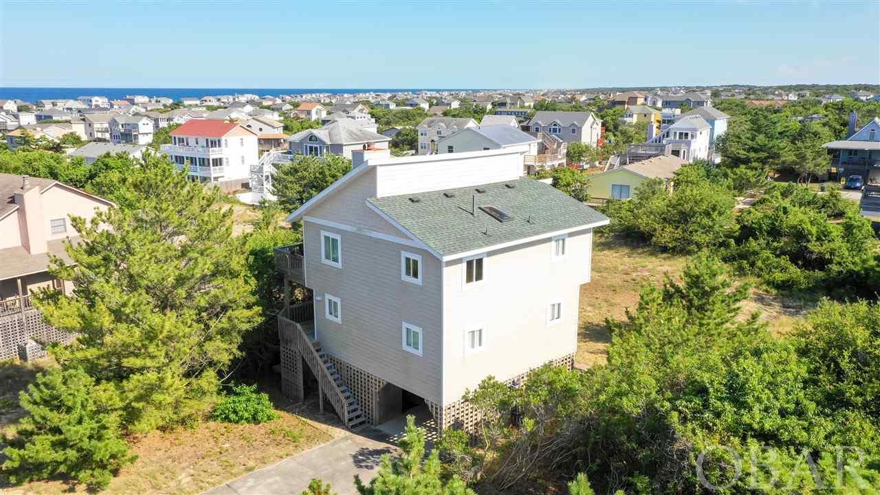 Duck, North Carolina 27949, 4 Bedrooms Bedrooms, ,2 BathroomsBathrooms,Single family - detached,For sale,Dune Road,110253