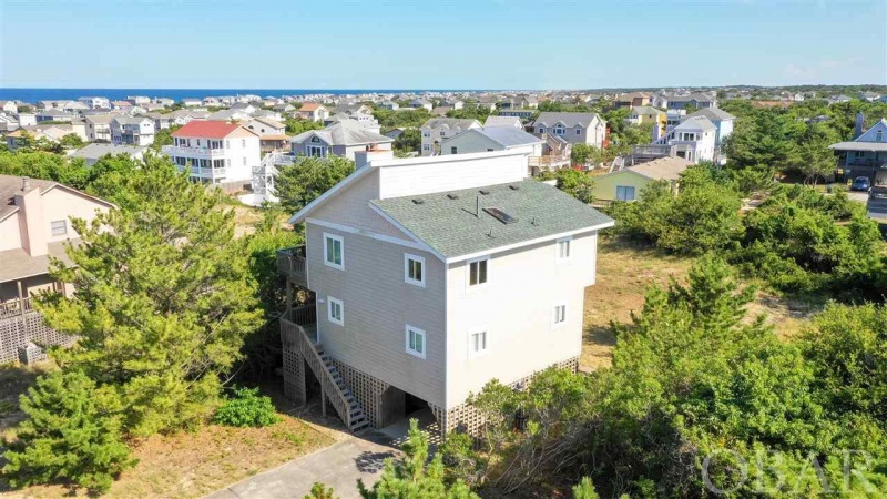 Duck, North Carolina 27949, 4 Bedrooms Bedrooms, ,2 BathroomsBathrooms,Single family - detached,For sale,Dune Road,110253