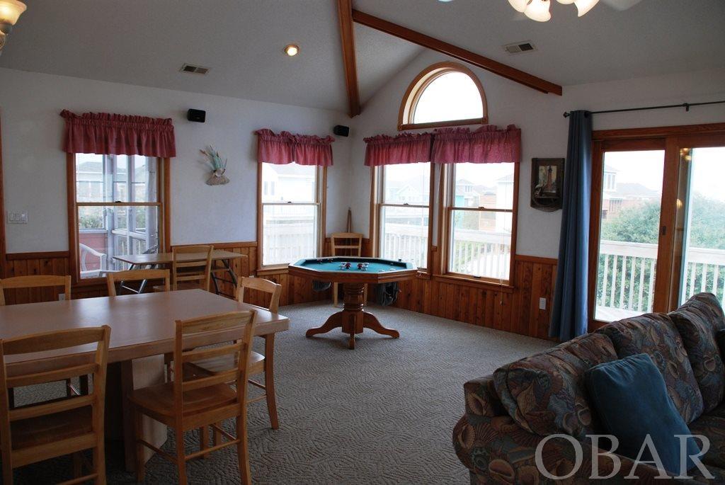 Corolla, North Carolina 27927, 6 Bedrooms Bedrooms, ,5 BathroomsBathrooms,Single family - detached,For sale,Ocean Front Arch,108042