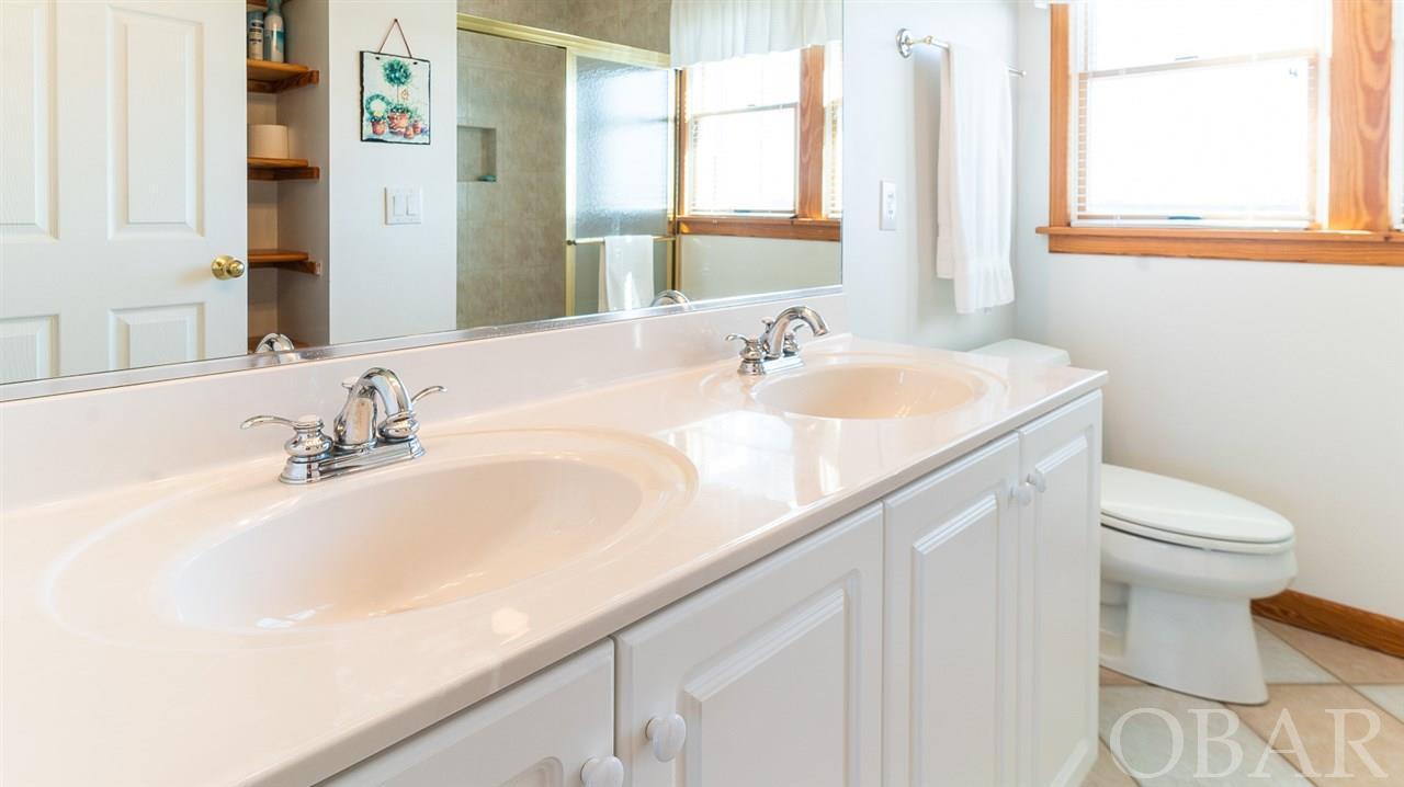 Corolla, North Carolina 27927, 5 Bedrooms Bedrooms, ,4 BathroomsBathrooms,Single family - detached,For sale,High Dune Loop,108038