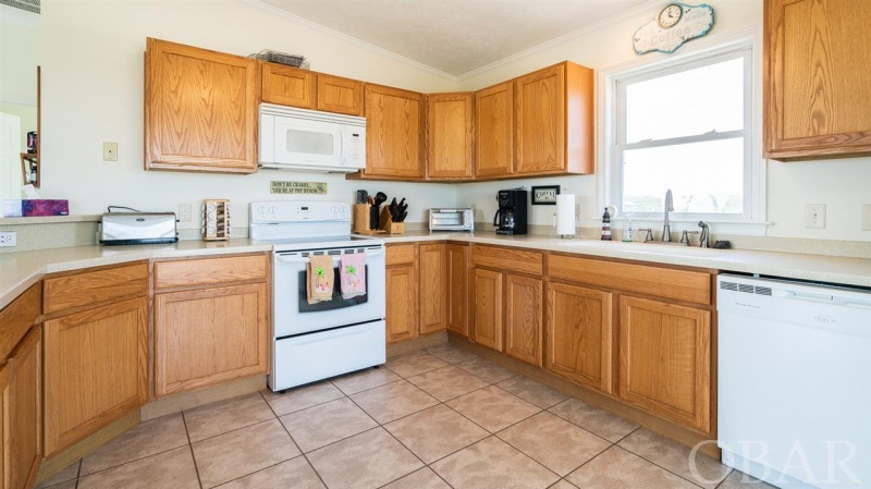 Corolla, North Carolina 27927, 4 Bedrooms Bedrooms, ,3 BathroomsBathrooms,Single family - detached,For sale,Midland Drive,110308