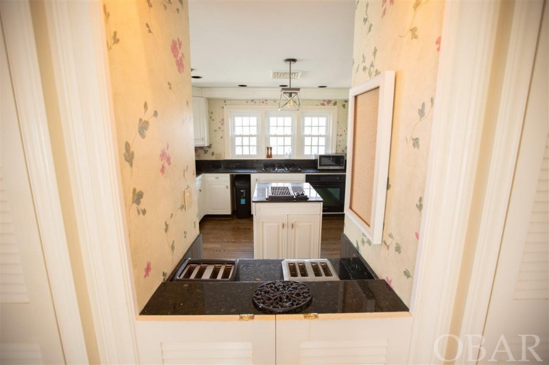 Corolla, North Carolina 27927, 7 Bedrooms Bedrooms, ,6 BathroomsBathrooms,Single family - detached,For sale,Voyager Road,105777