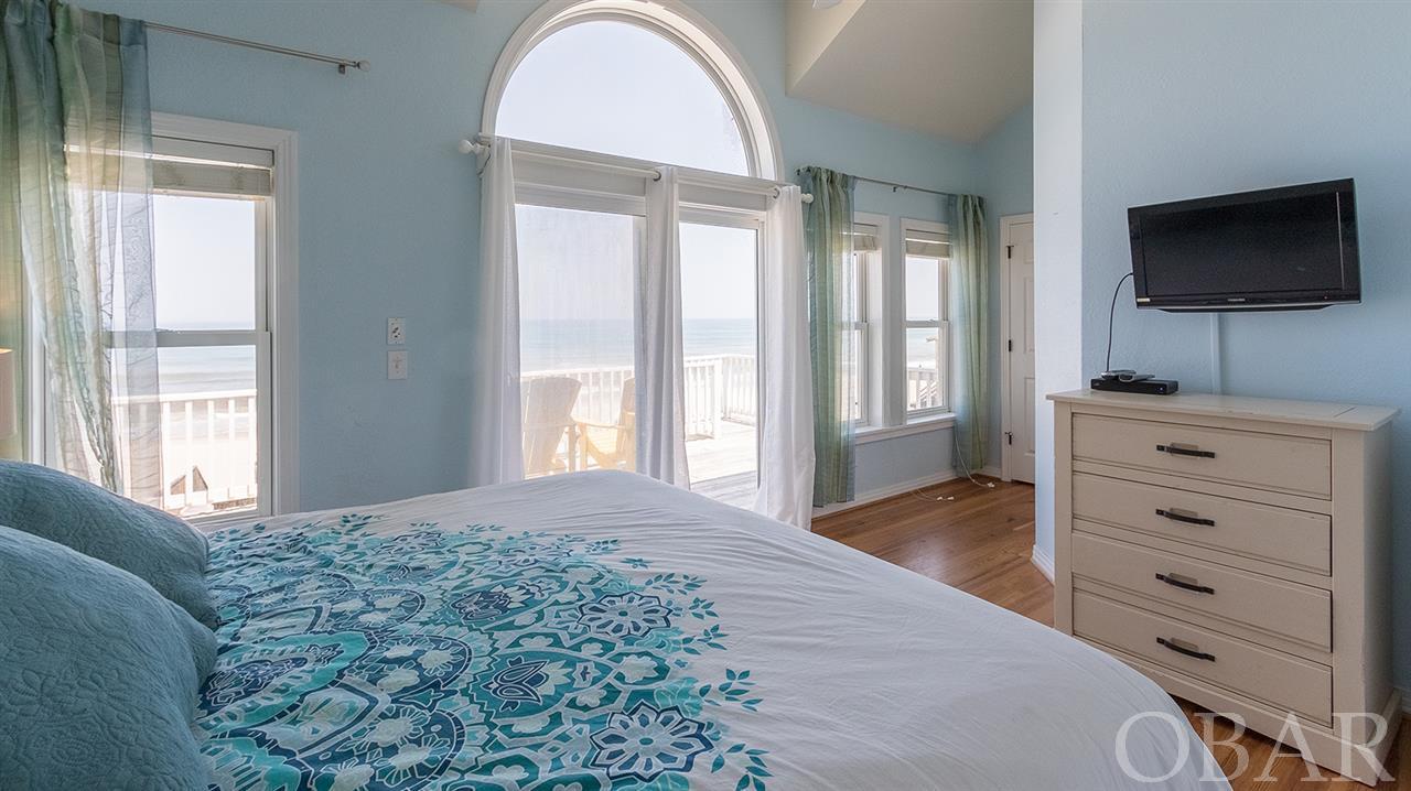 Corolla, North Carolina 27927, 12 Bedrooms Bedrooms, ,13 BathroomsBathrooms,Single family - detached,For sale,Lighthouse Drive,105419
