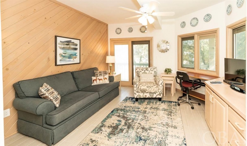Corolla, North Carolina 27927, 5 Bedrooms Bedrooms, ,3 BathroomsBathrooms,Single family - detached,For sale,Gray Court,112998