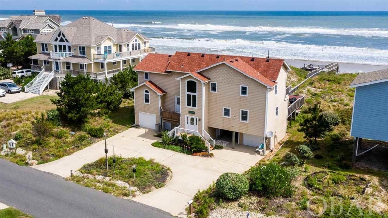 Corolla, North Carolina 27927, 6 Bedrooms Bedrooms, ,5 BathroomsBathrooms,Single family - detached,For sale,Atlantic Avenue,112233