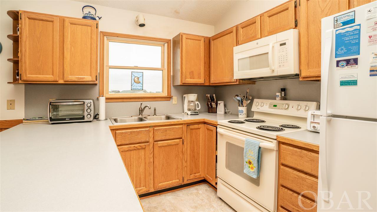 Nags Head, North Carolina 27959, 4 Bedrooms Bedrooms, ,2 BathroomsBathrooms,Single family - detached,For sale,Sturgeon Drive,113463