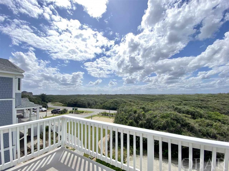 Corolla, North Carolina 27927, 7 Bedrooms Bedrooms, ,8 BathroomsBathrooms,Single family - detached,For sale,Longfellow Cove,111184