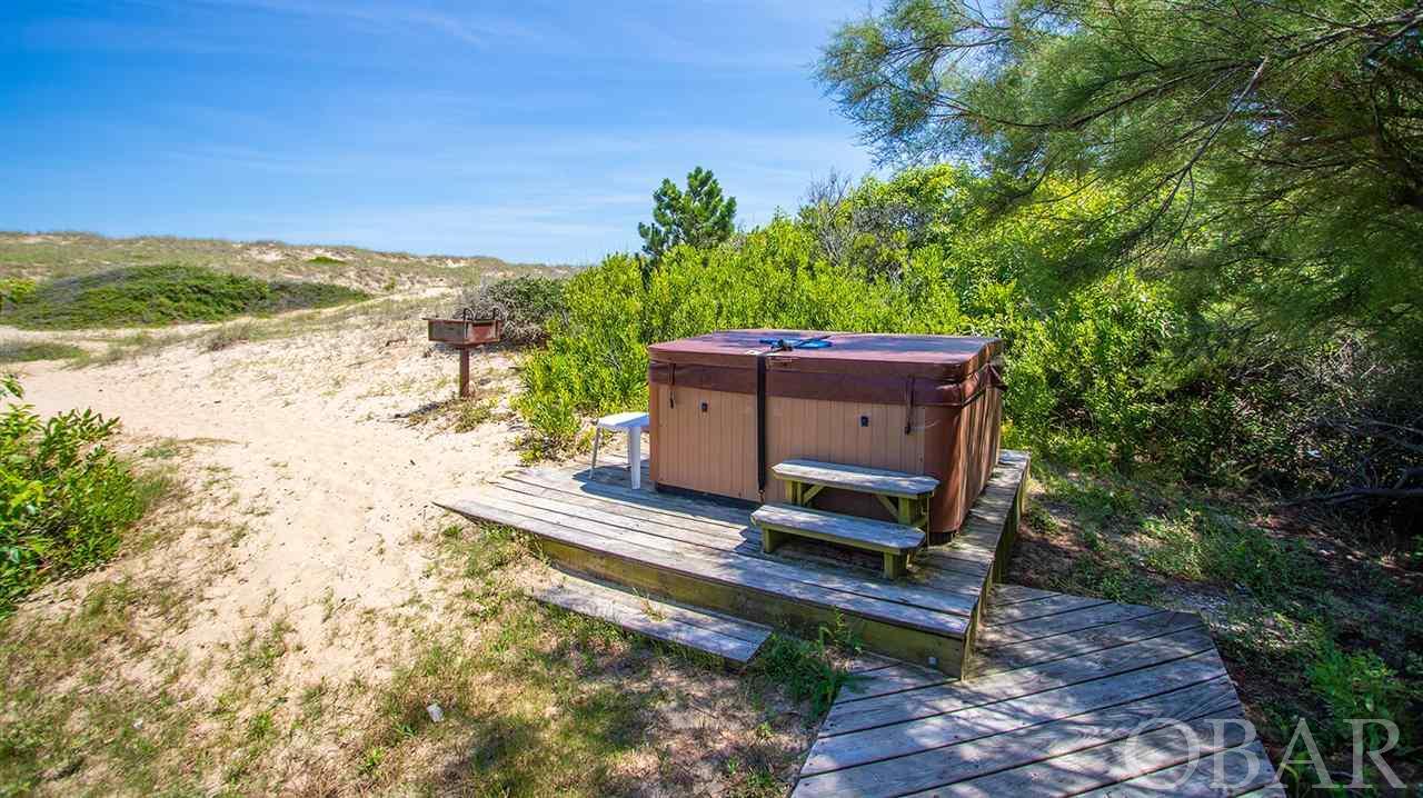 Corolla, North Carolina 27927, 5 Bedrooms Bedrooms, ,3 BathroomsBathrooms,Single family - detached,For sale,Sandfiddler Road,109831