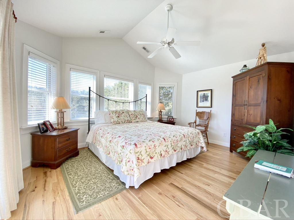 Duck, North Carolina 27949, 6 Bedrooms Bedrooms, ,6 BathroomsBathrooms,Single family - detached,For sale,Halyard Court,112621