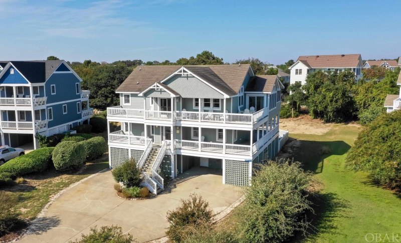 Duck, North Carolina 27949, 7 Bedrooms Bedrooms, ,7 BathroomsBathrooms,Single family - detached,For sale,Ships Wheel Court,116583