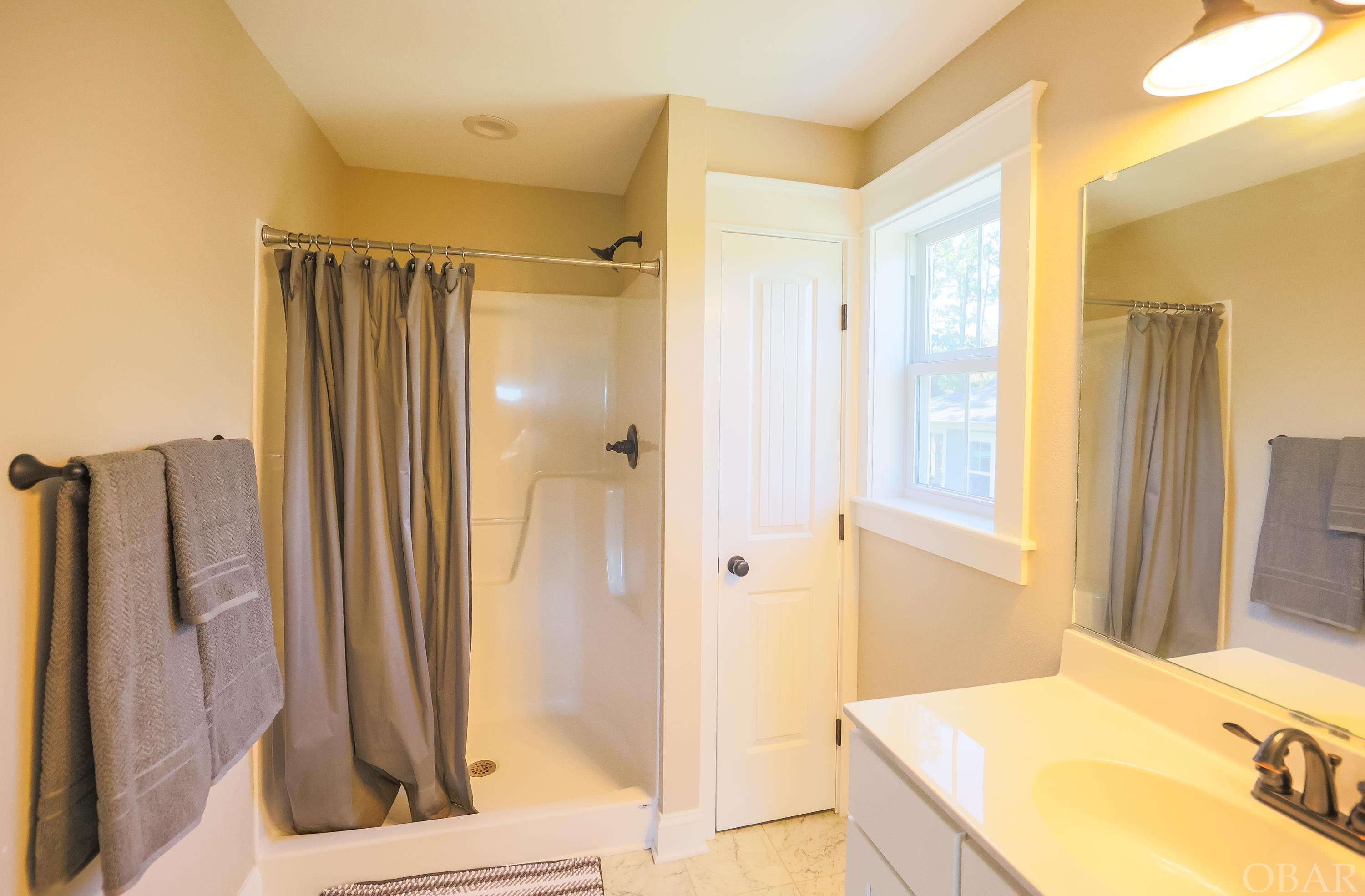 Kill Devil Hills, North Carolina 27948, 4 Bedrooms Bedrooms, ,3 BathroomsBathrooms,Single family - detached,For sale,Old Holly Lane,116305 Kill Devil Hills, North Carolina 27948, 4 Bedrooms Bedrooms, ,3 BathroomsBathrooms,Single family - detached,For sale,Old Holly Lane,116305