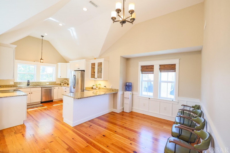 Kill Devil Hills, North Carolina 27948, 4 Bedrooms Bedrooms, ,3 BathroomsBathrooms,Single family - detached,For sale,Old Holly Lane,116305