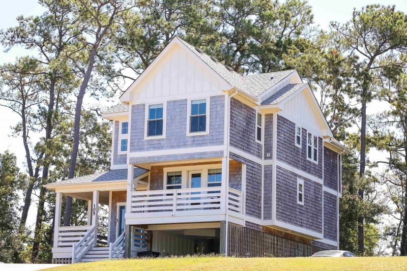 Kill Devil Hills, North Carolina 27948, 4 Bedrooms Bedrooms, ,3 BathroomsBathrooms,Single family - detached,For sale,Old Holly Lane,116305