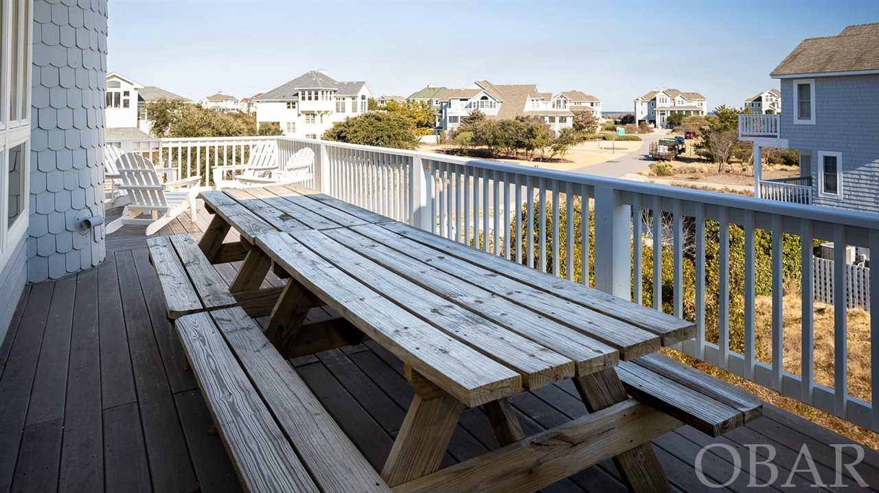 Corolla, North Carolina 27927, 7 Bedrooms Bedrooms, ,5 BathroomsBathrooms,Single family - detached,For sale,North Cove Road,115231