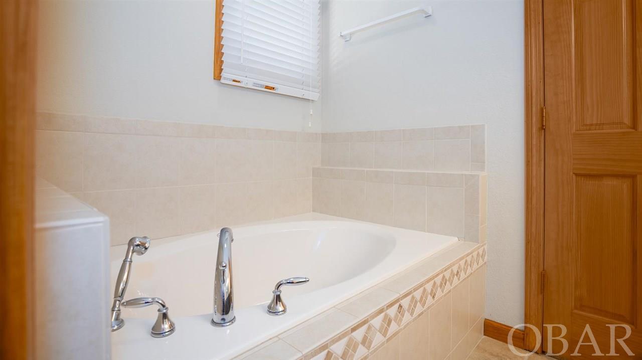 Corolla, North Carolina 27927, 7 Bedrooms Bedrooms, ,5 BathroomsBathrooms,Single family - detached,For sale,North Cove Road,115231 Corolla, North Carolina 27927, 7 Bedrooms Bedrooms, ,5 BathroomsBathrooms,Single family - detached,For sale,North Cove Road,115231