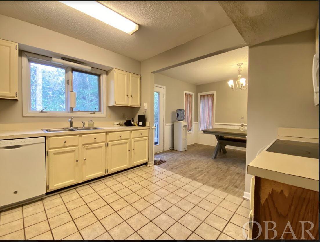 Southern Shores, North Carolina 27949, 3 Bedrooms Bedrooms, ,2 BathroomsBathrooms,Single family - detached,For sale,Woodland Drive,116470 Southern Shores, North Carolina 27949, 3 Bedrooms Bedrooms, ,2 BathroomsBathrooms,Single family - detached,For sale,Woodland Drive,116470